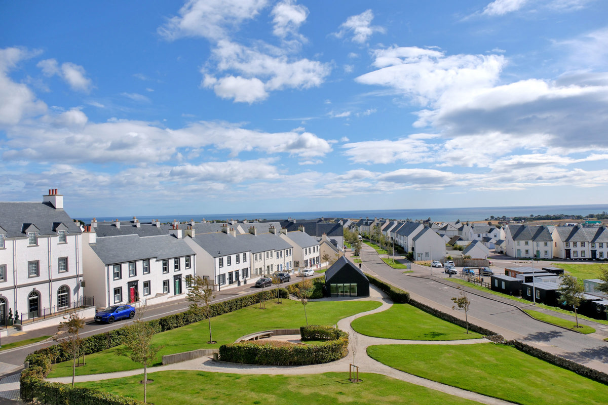 Landale Court 49 (25) 1446