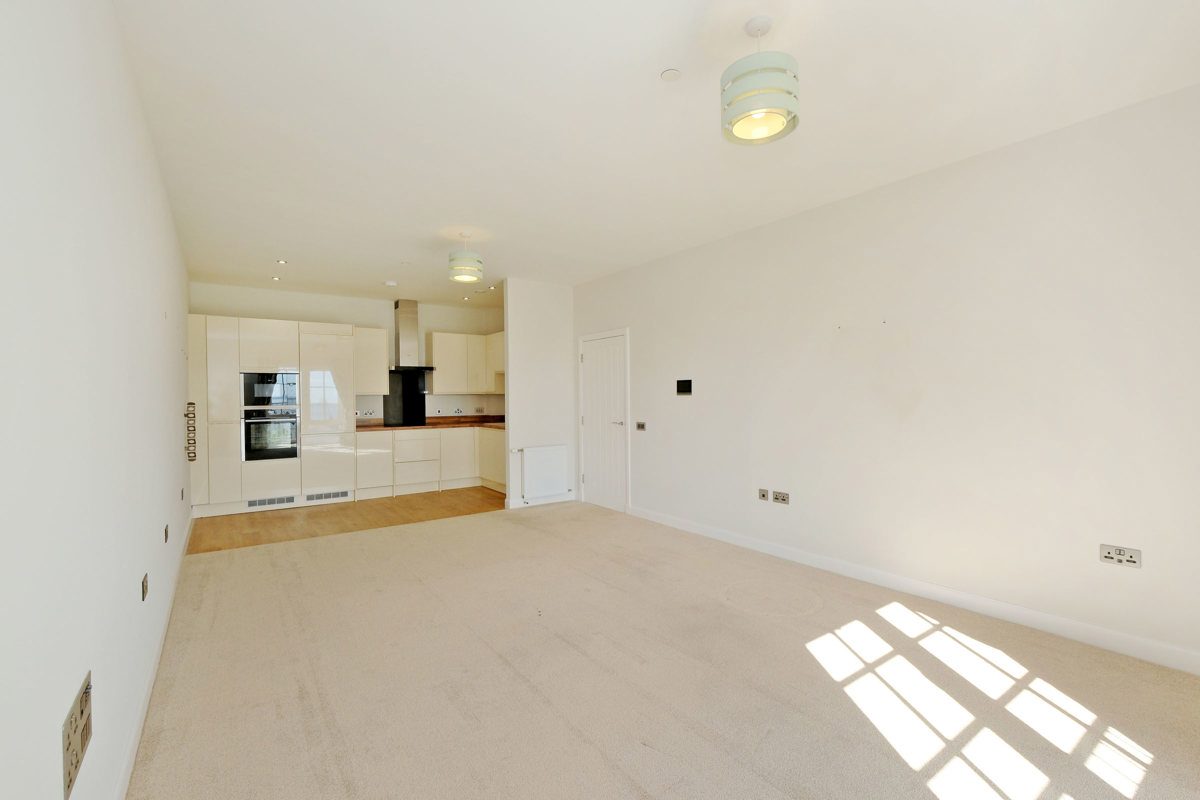 Landale Court 49 (25) 1425